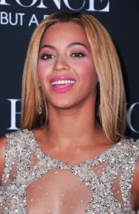 Beyoncé uses glue to fix her eyebrows